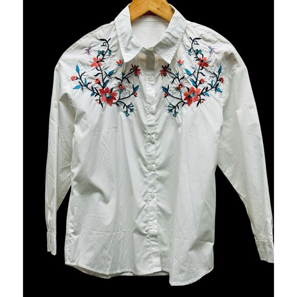 Stylish White Embroidered Blouse Medium Button Down Long Sleeve Floral NWT - Picture 2 of 7